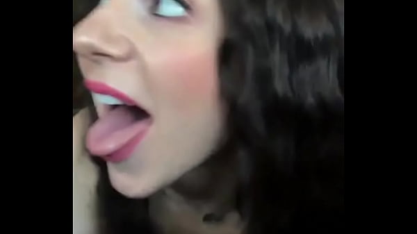 Ahegao girl – Ahegao desajeitado – whats her name? Qual o nome dela? Quien es?