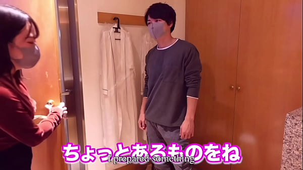 【バレンタイン】ド変態な美人妻が全身チョコレートで腰振りまくってアクメ連発　女性向け　ハメ撮り　喘ぎ声　絶頂　はめどり　アヘ顔　SEX　背面座位　美巨乳　かわいい　個人撮影　素人　日本人　えむゆみ